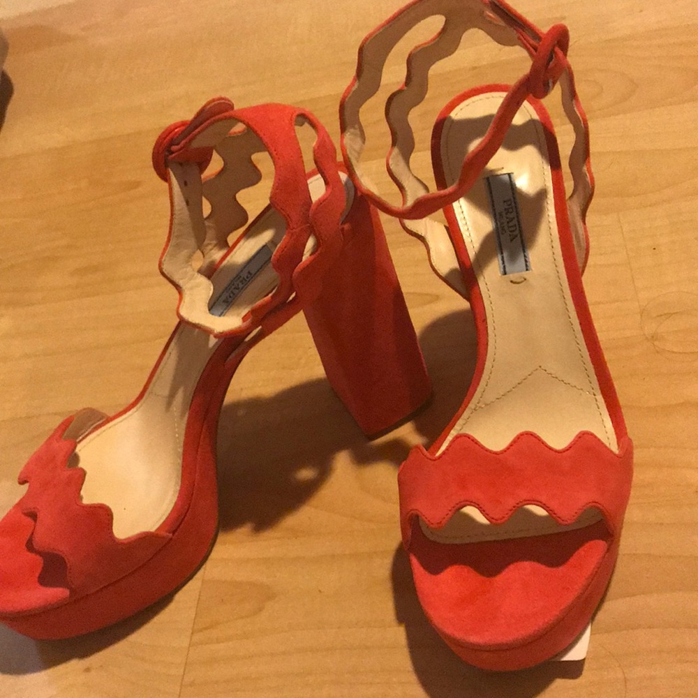 🚫SOLD🚫 Coral Prada suede platform sandals